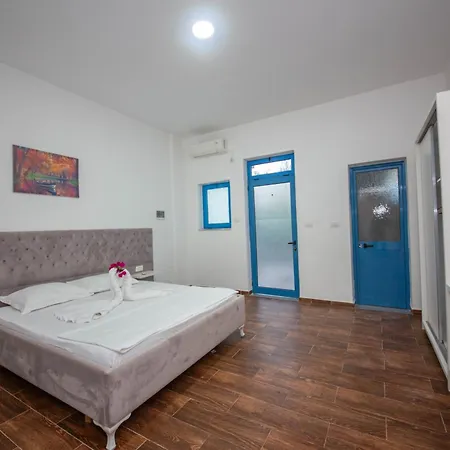2e & Hotel 3*