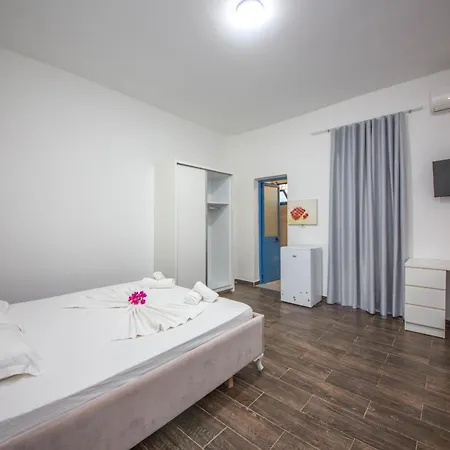 Hotel 2e & 3*